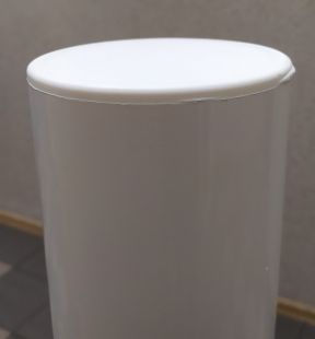 Słupek parkingowy blokujący U-12c | metalowy, 120(80) cm, do wkopania, drogowy, biało-czerwony